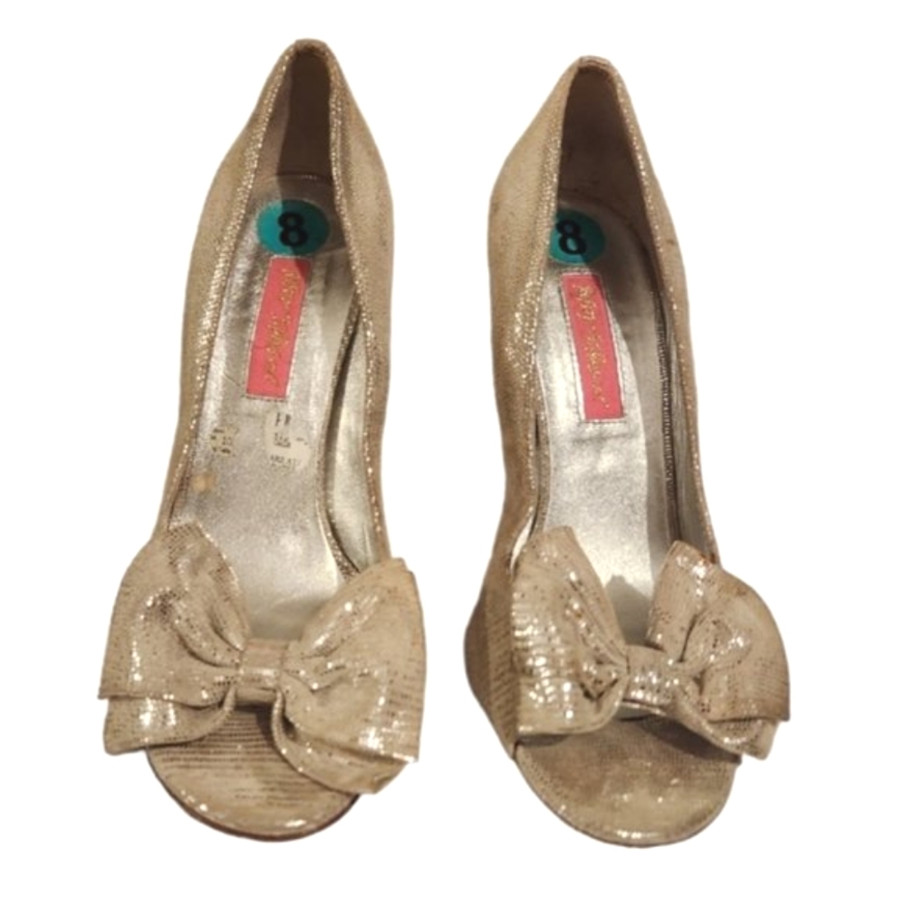 COPY - Betsey Johnson Silver Open Toe with Bow & Wedge Heels with Pink Art on S…